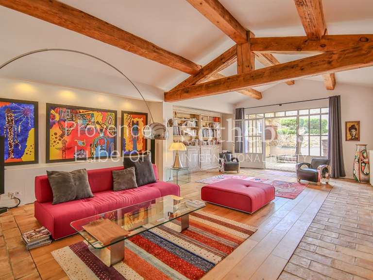 Maison Althen-des-Paluds - 5 chambres - 280m²