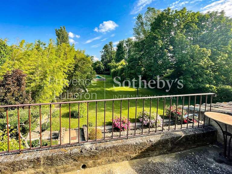 Maison Althen-des-Paluds - 5 chambres - 280m²