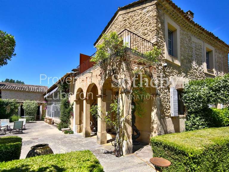 Maison Althen-des-Paluds - 5 chambres - 280m²