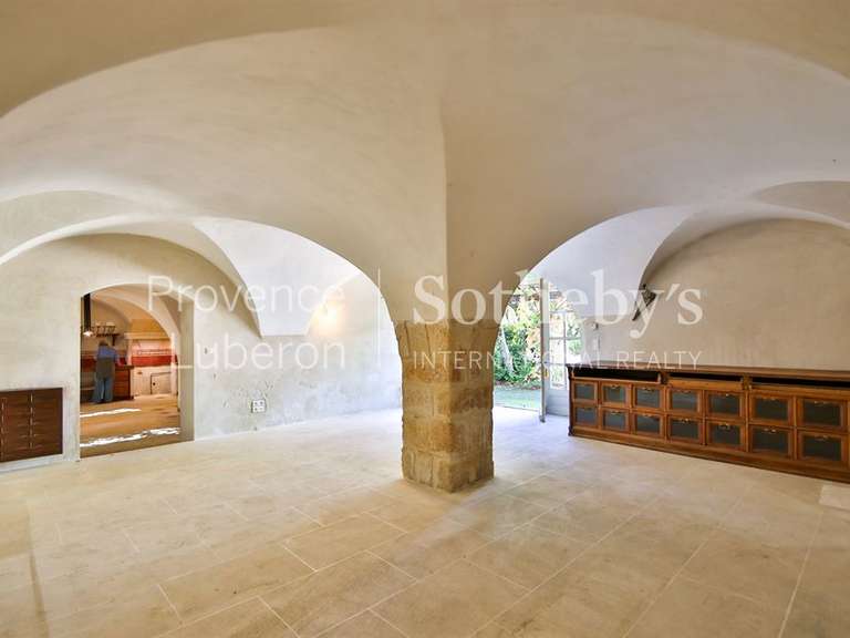 Maison Joucas - 7 chambres - 378m²