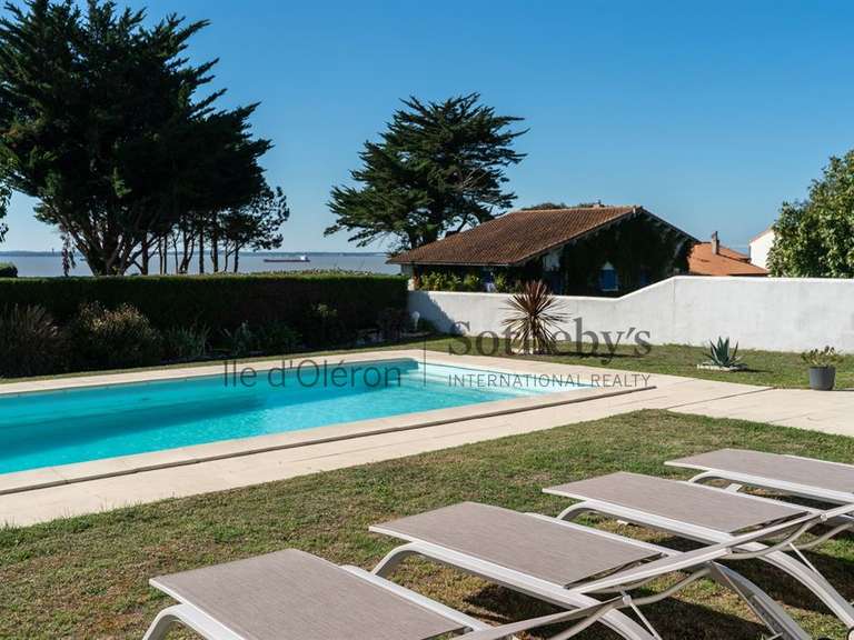 Maison Meschers-sur-Gironde - 3 chambres - 120m²