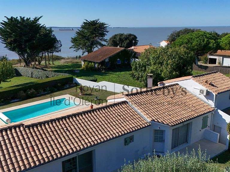 Maison Meschers-sur-Gironde - 3 chambres - 120m²