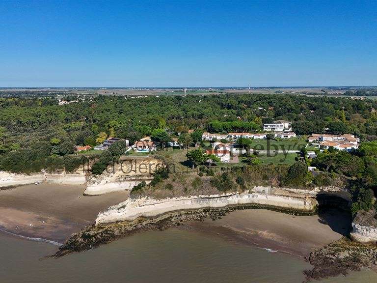 Maison Meschers-sur-Gironde - 3 chambres - 120m²