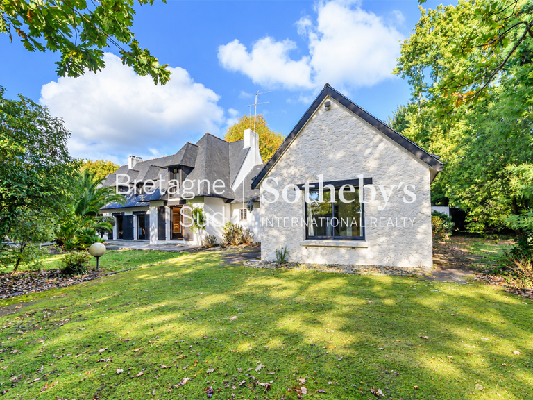 Maison Ploemeur - 5 chambres - 325m²