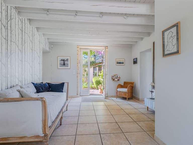 Maison Chasselay - 7 chambres - 360m²