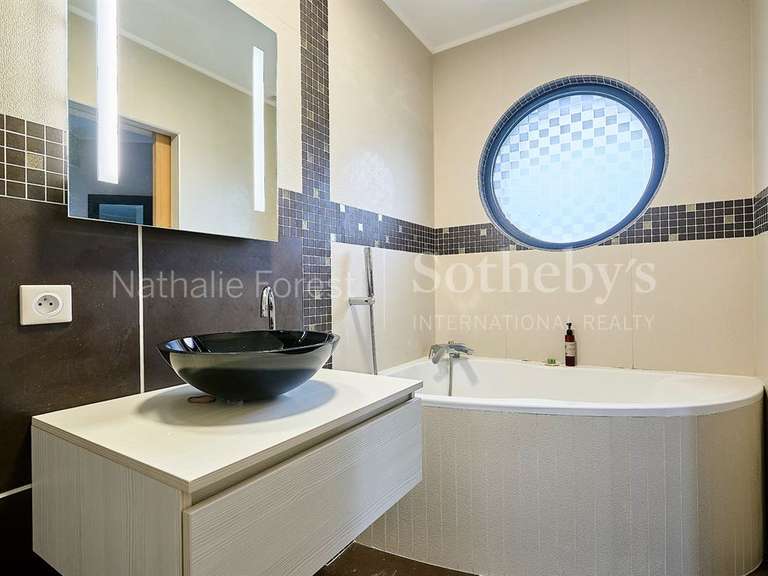 Maison Halluin - 5 chambres - 205m²