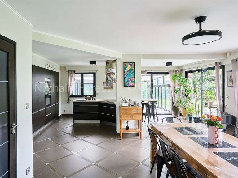 Maison Halluin - 5 chambres - 205m²