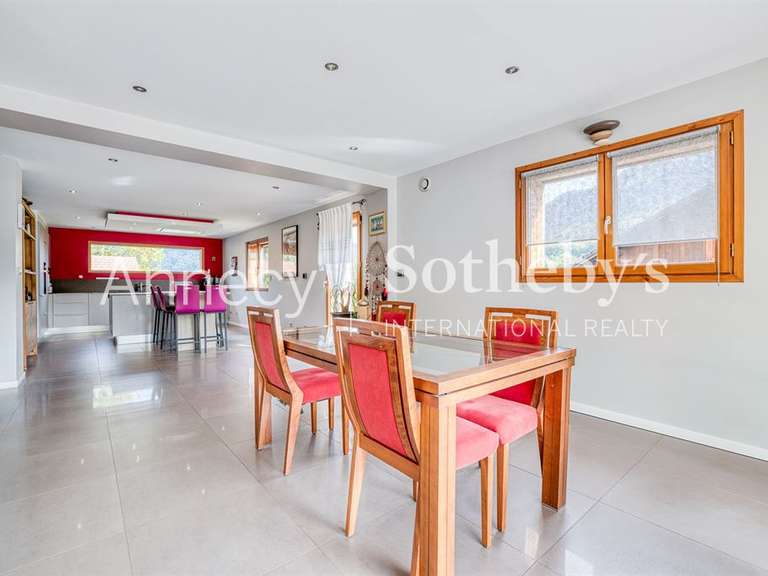 Maison Annecy - 4 chambres - 162m²
