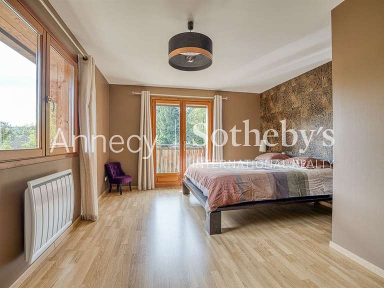 Maison Annecy - 4 chambres - 162m²