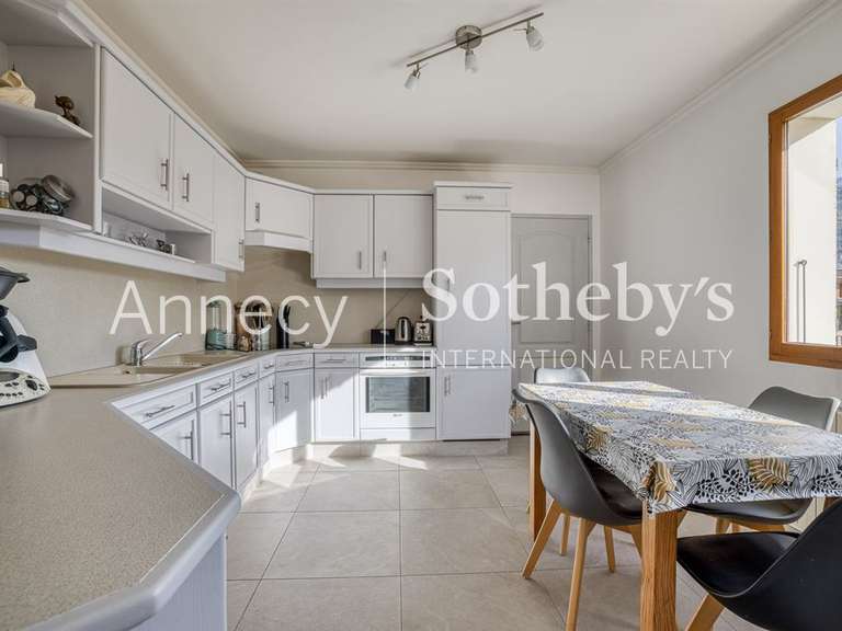 Maison Doussard - 4 chambres - 123m²