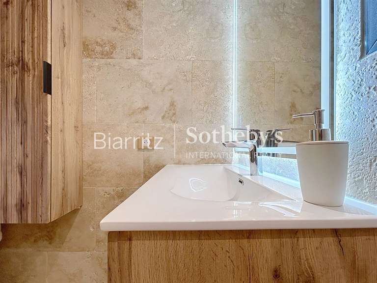 Maison Saint-Jean-de-Luz - 4 chambres - 157m²