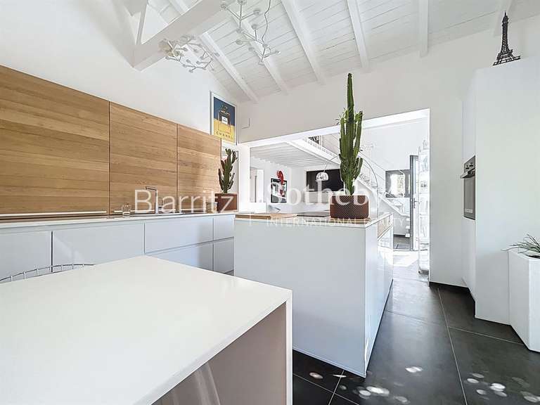 Maison Saint-Jean-de-Luz - 4 chambres - 157m²