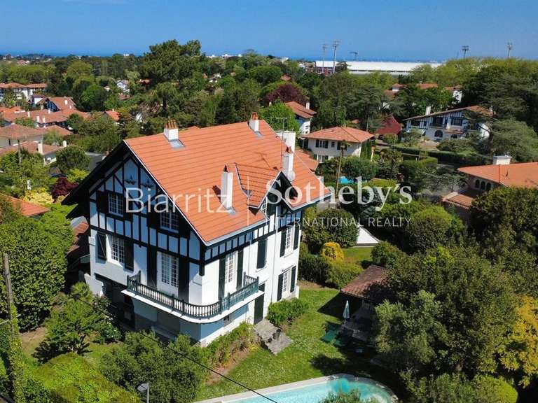 Maison Biarritz - 7 chambres - 300m²