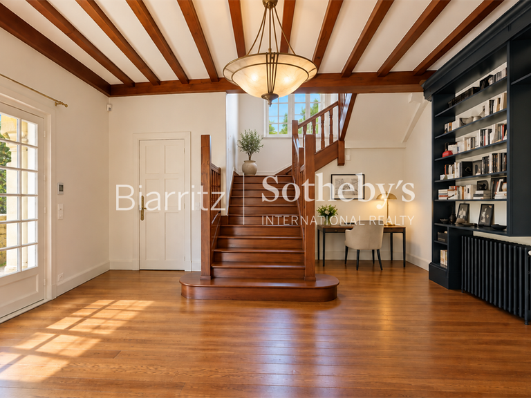 Maison Biarritz - 7 chambres - 300m²