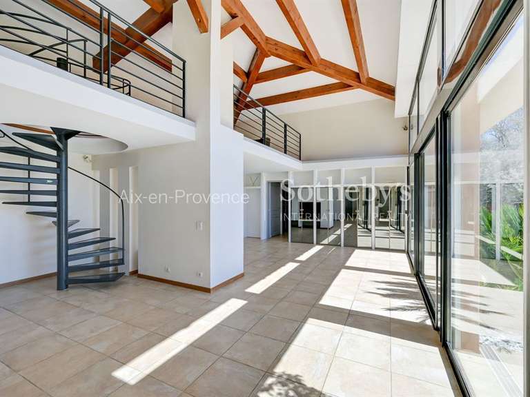 Maison Aix-en-Provence - 4 chambres - 202m²