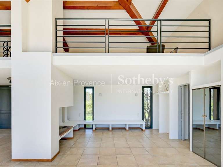 Maison Aix-en-Provence - 4 chambres - 202m²