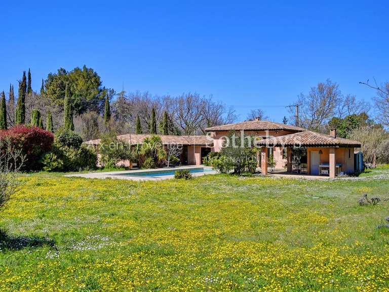 Maison Aix-en-Provence - 4 chambres - 202m²