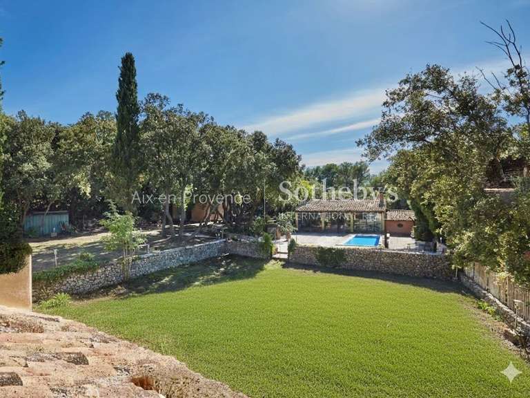 House Aix-en-Provence - 5 bedrooms - 425m²