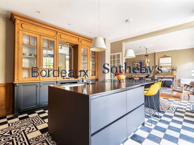 Maison Bordeaux - 6 chambres - 330m²