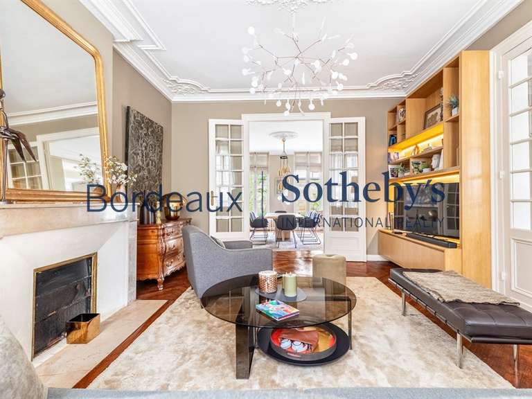 Maison Bordeaux - 6 chambres - 330m²
