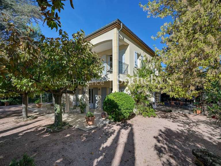 Maison Aix-en-Provence - 205m²
