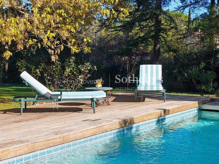 Maison Aix-en-Provence - 205m²