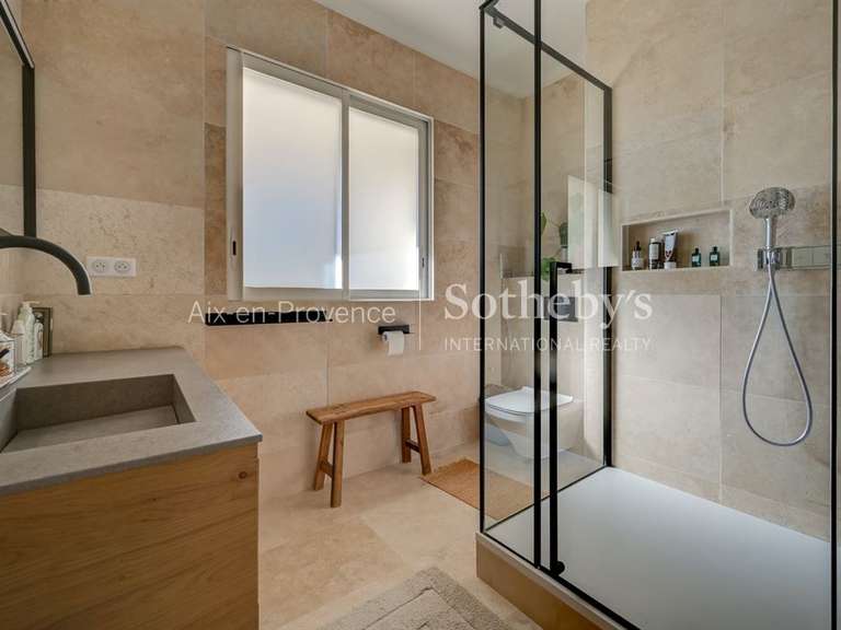 Maison Aix-en-Provence - 205m²