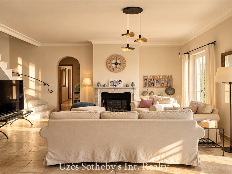 Maison Uzès - 4 chambres - 190m²