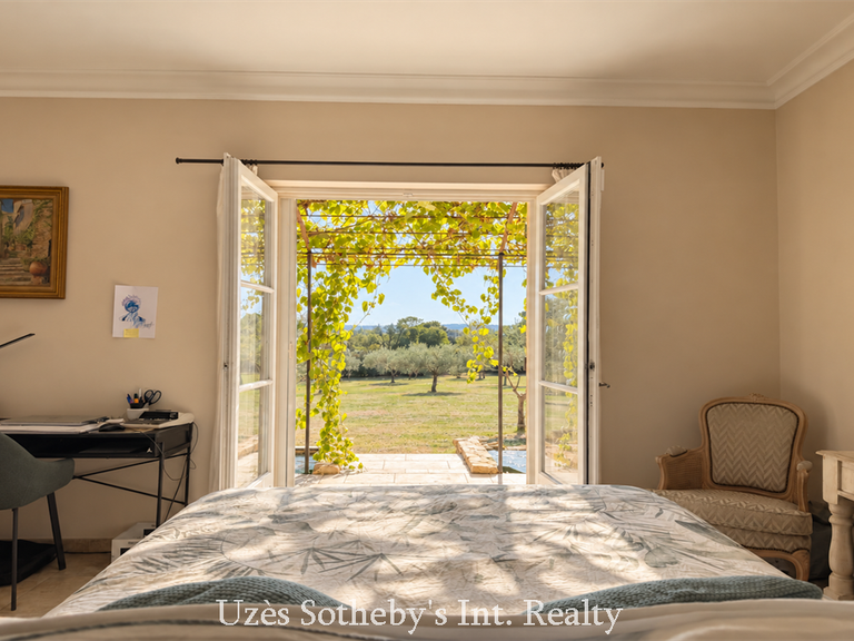 Maison Uzès - 4 chambres - 190m²