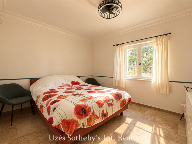 Maison Uzès - 4 chambres - 190m²