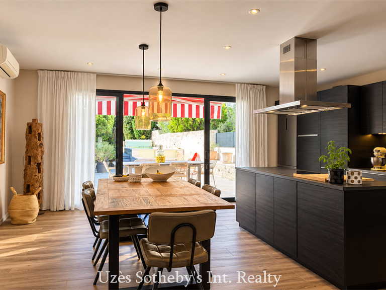 Maison Uzès - 7 chambres - 258m²