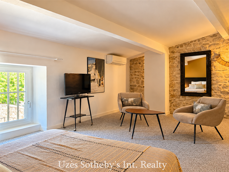 Maison Uzès - 7 chambres - 258m²