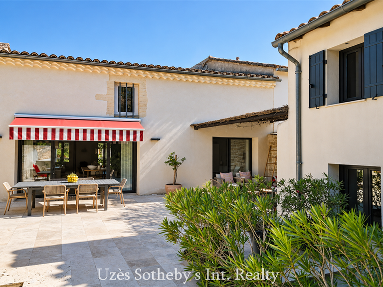 Maison Uzès - 7 chambres - 258m²