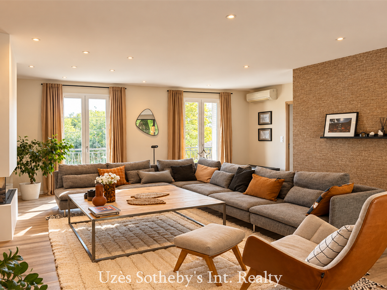 Maison Uzès - 7 chambres - 258m²