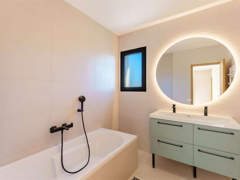 House Pignan - 4 bedrooms - 148m²
