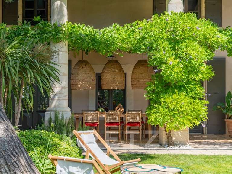 House Eysines - 5 bedrooms - 305m²