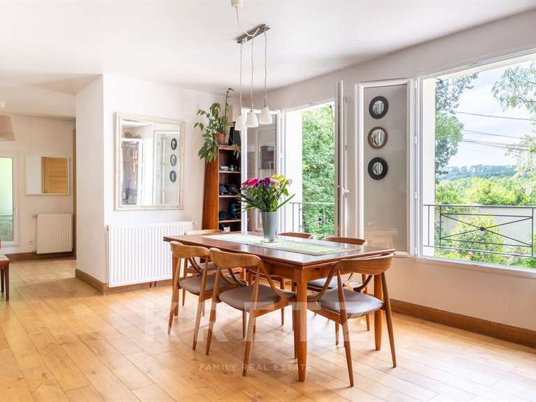 Maison Châteaufort - 4 chambres - 163m²
