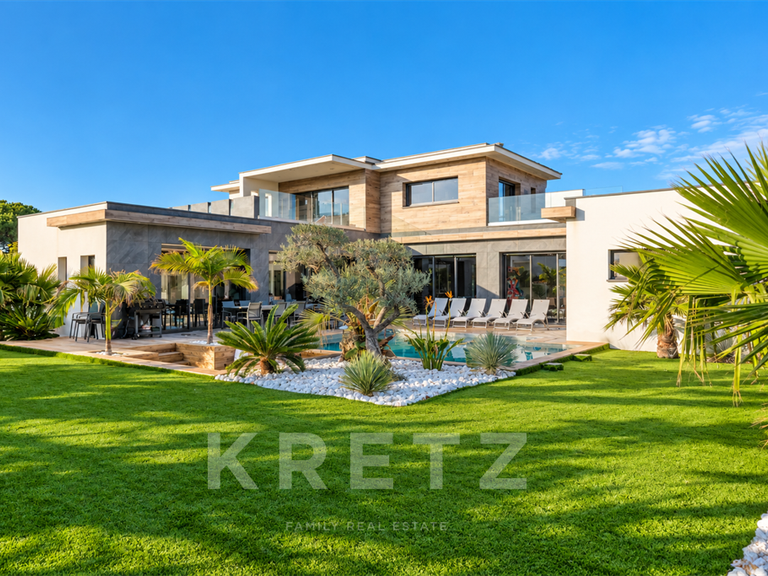 Maison Le cap-d-agde - 7 chambres - 386m²