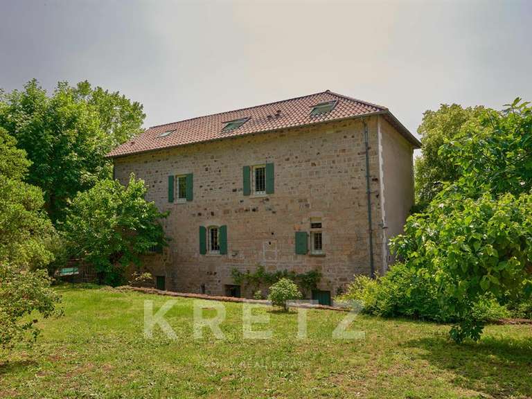 Maison Chassiers - 7 chambres - 585m²