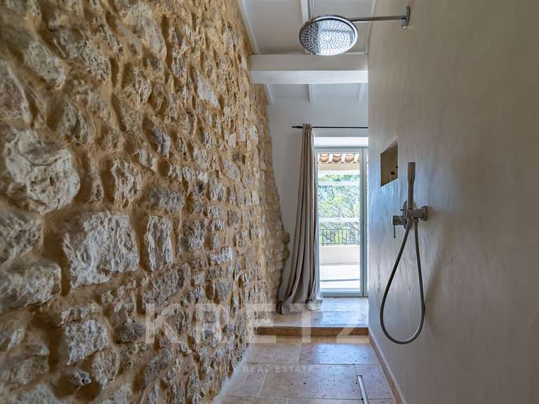 Maison Uzès - 16 chambres - 1650m²