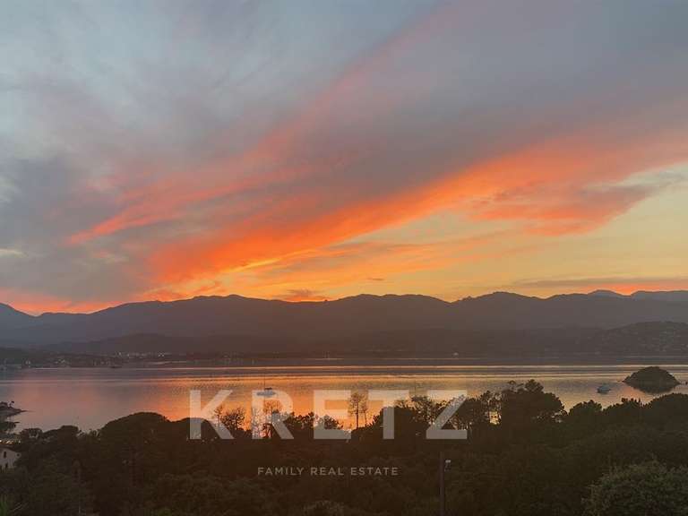 Maison Porto-Vecchio - 3 chambres - 130m²