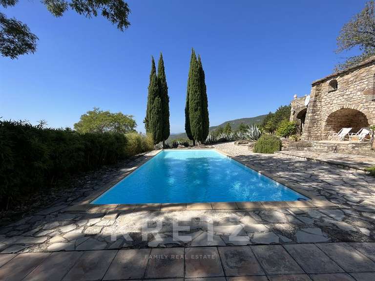 Maison Lodève - 2 chambres - 140m²