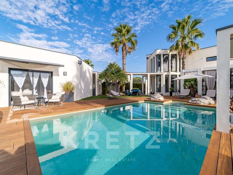 Maison Le cap-d-agde - 4 chambres - 189m²