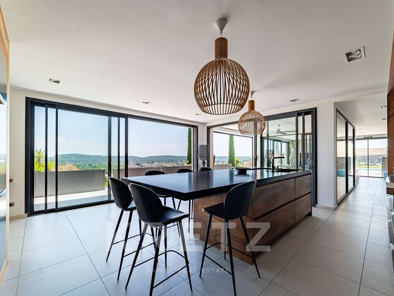 Maison Uzès - 6 chambres - 250m²