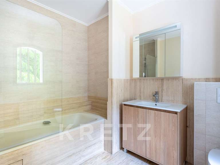 Maison Longpont-sur-Orge - 5 chambres - 208m²