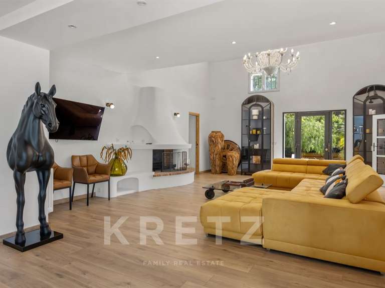 House Valbonne - 8 bedrooms - 540m²