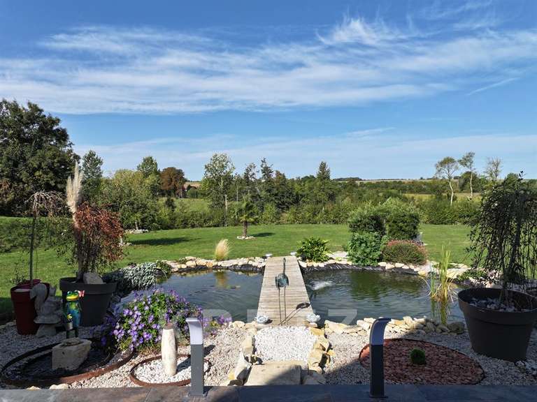 Maison Saint-Pierre-sur-Dives - 4 chambres - 285m²