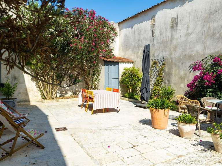 Maison Saint-Pierre-d'Oléron - 6 chambres - 300m²