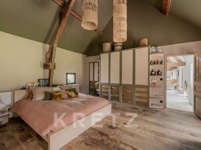Maison Montfort-l'Amaury - 6 chambres - 410m²