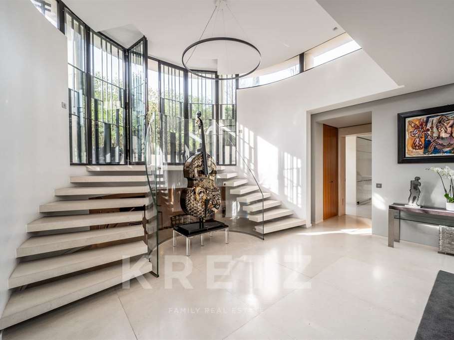 House Paris 16e